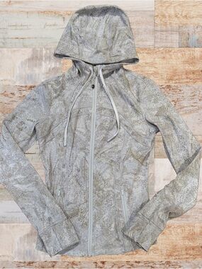 Lululemon x Bauer Special Edition Hooded Define Jacket Nulu, Gossamer Floral